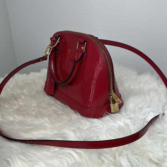 💯Authentic Louis Vuitton Alma BB bag in red monogram vernis leather🍀 - Picture 4 of 14